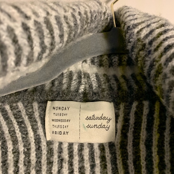 Anthropologie Sweater Kimono - Picture 4 of 4